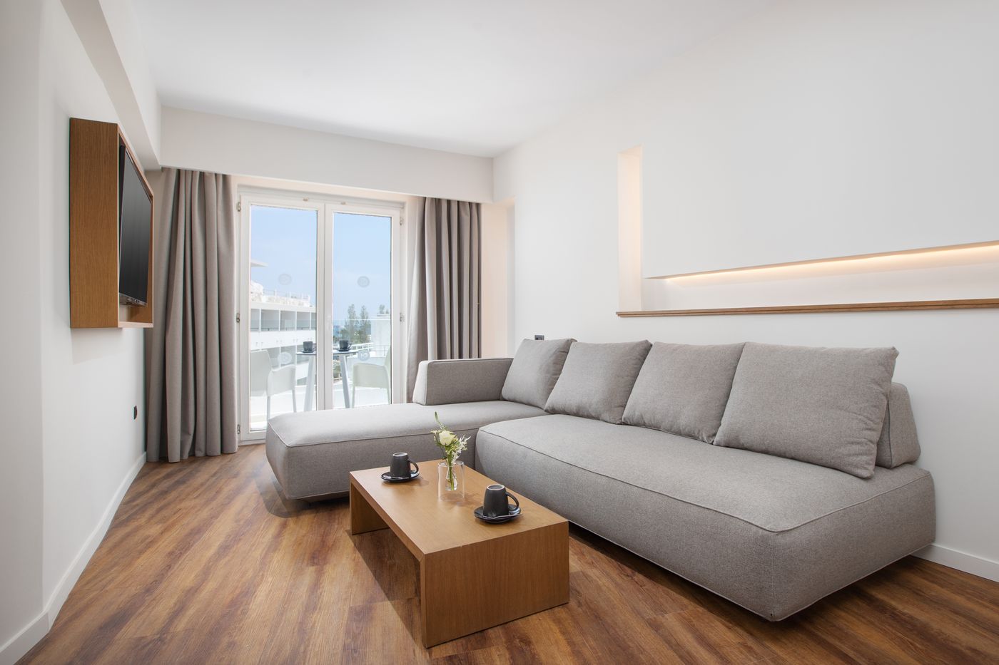 Kos-Hotel-Junior-Suites-Room-27