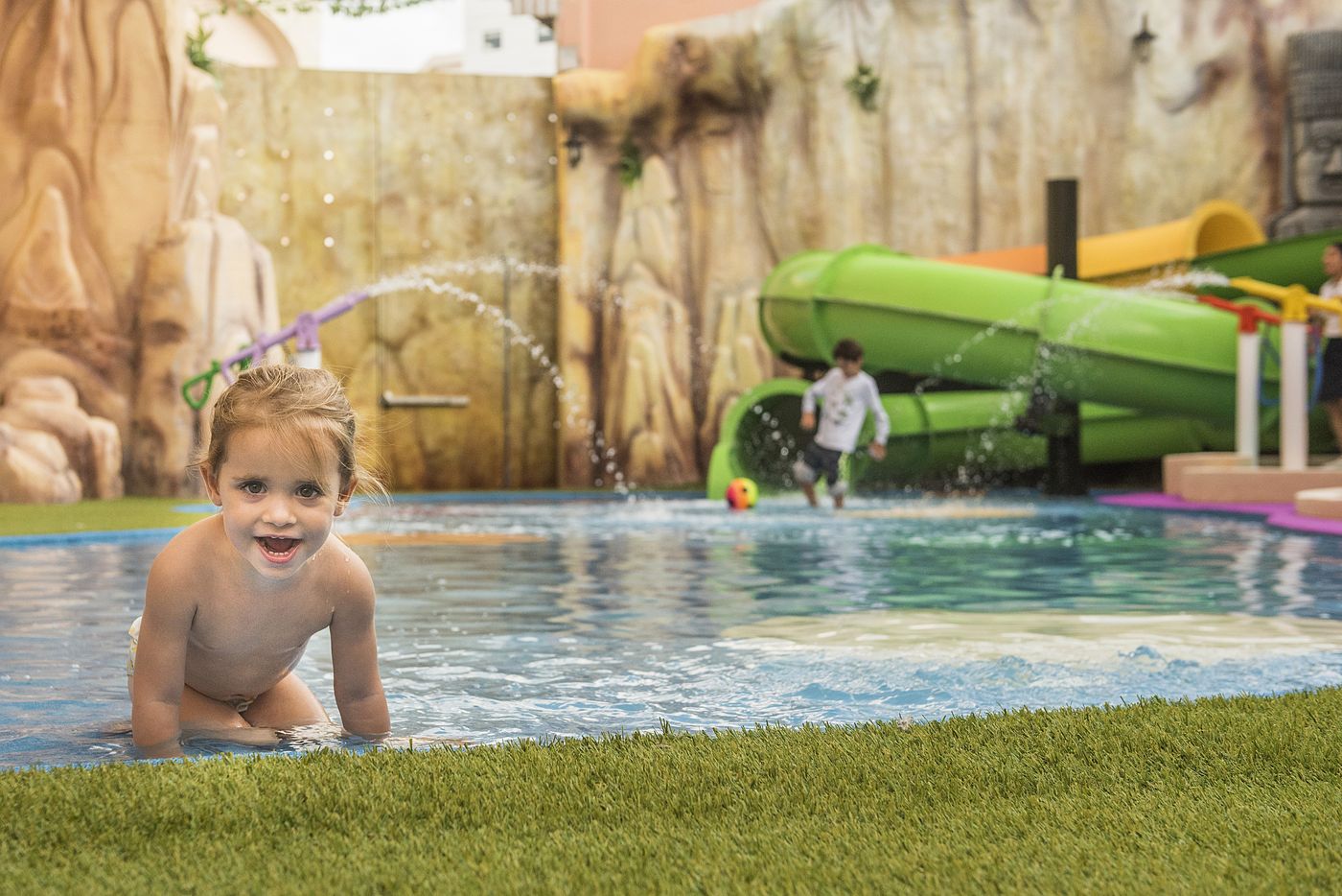 Grand-Fiesta-Americana-Coral-Beach-Cancun-Resort-Sports-and-Entertainment-31