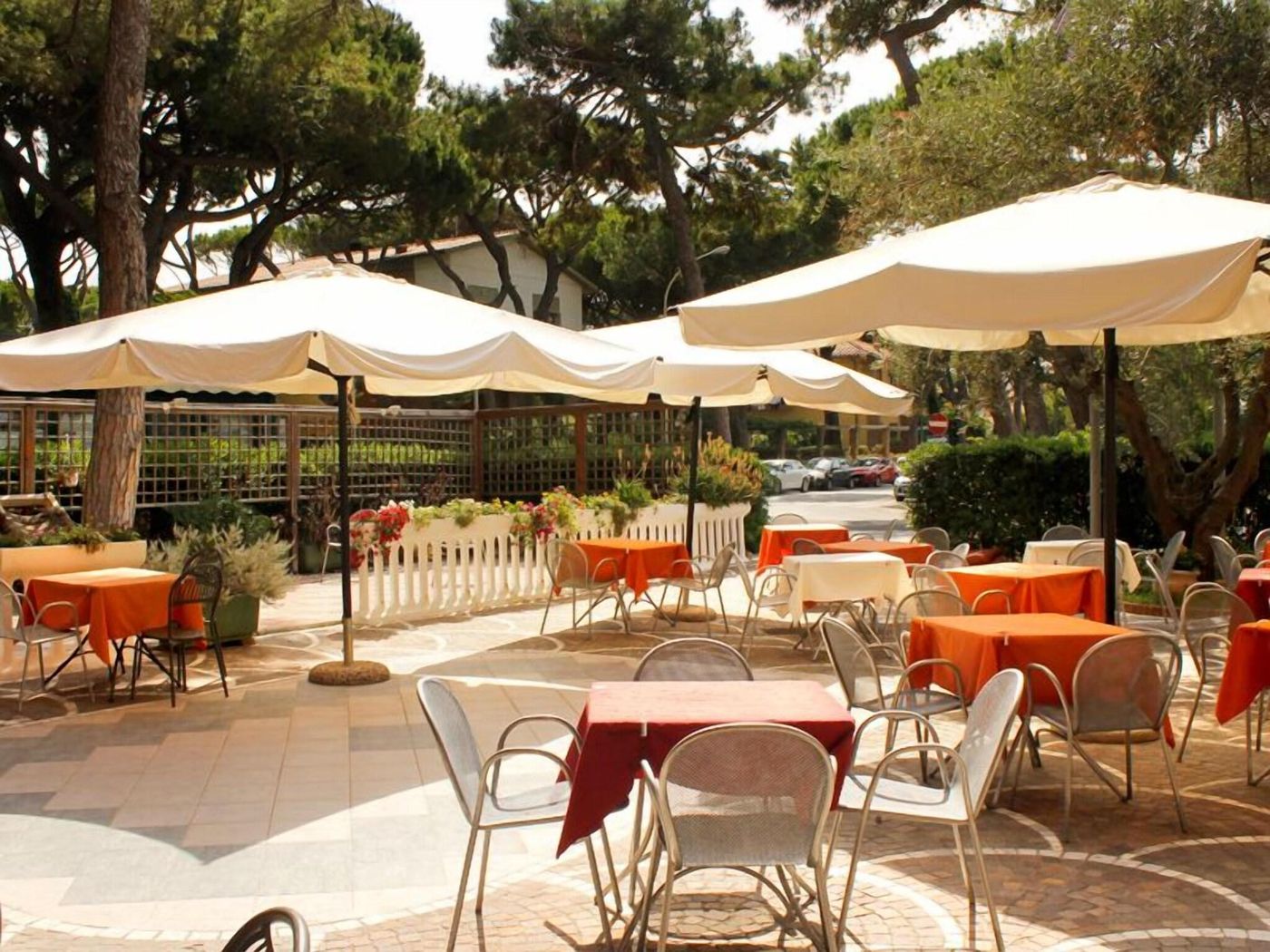 Hotel-Ariston-Restaurant-17