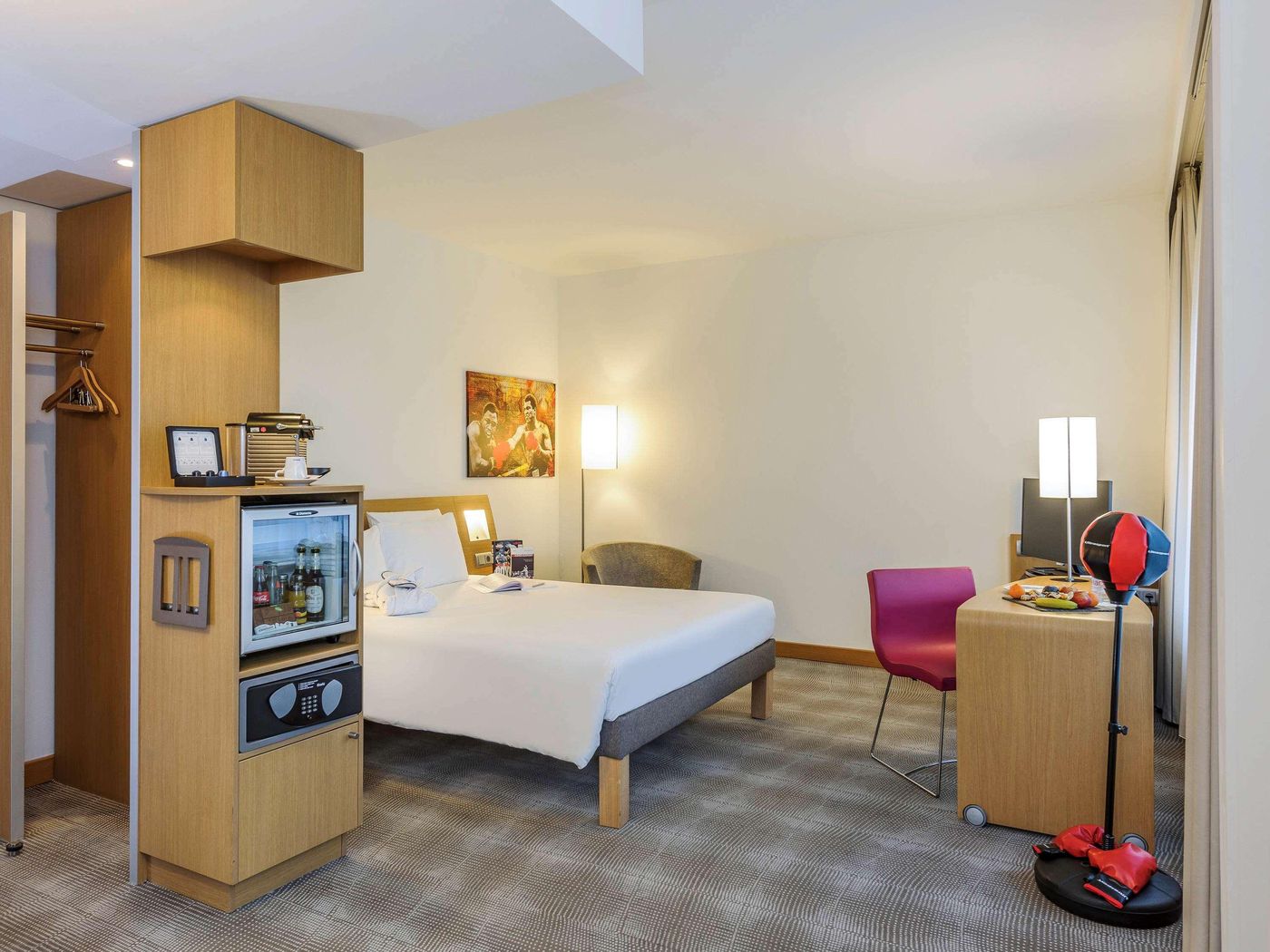 Novotel-Berlin-Am-Tiergarten-Room-7