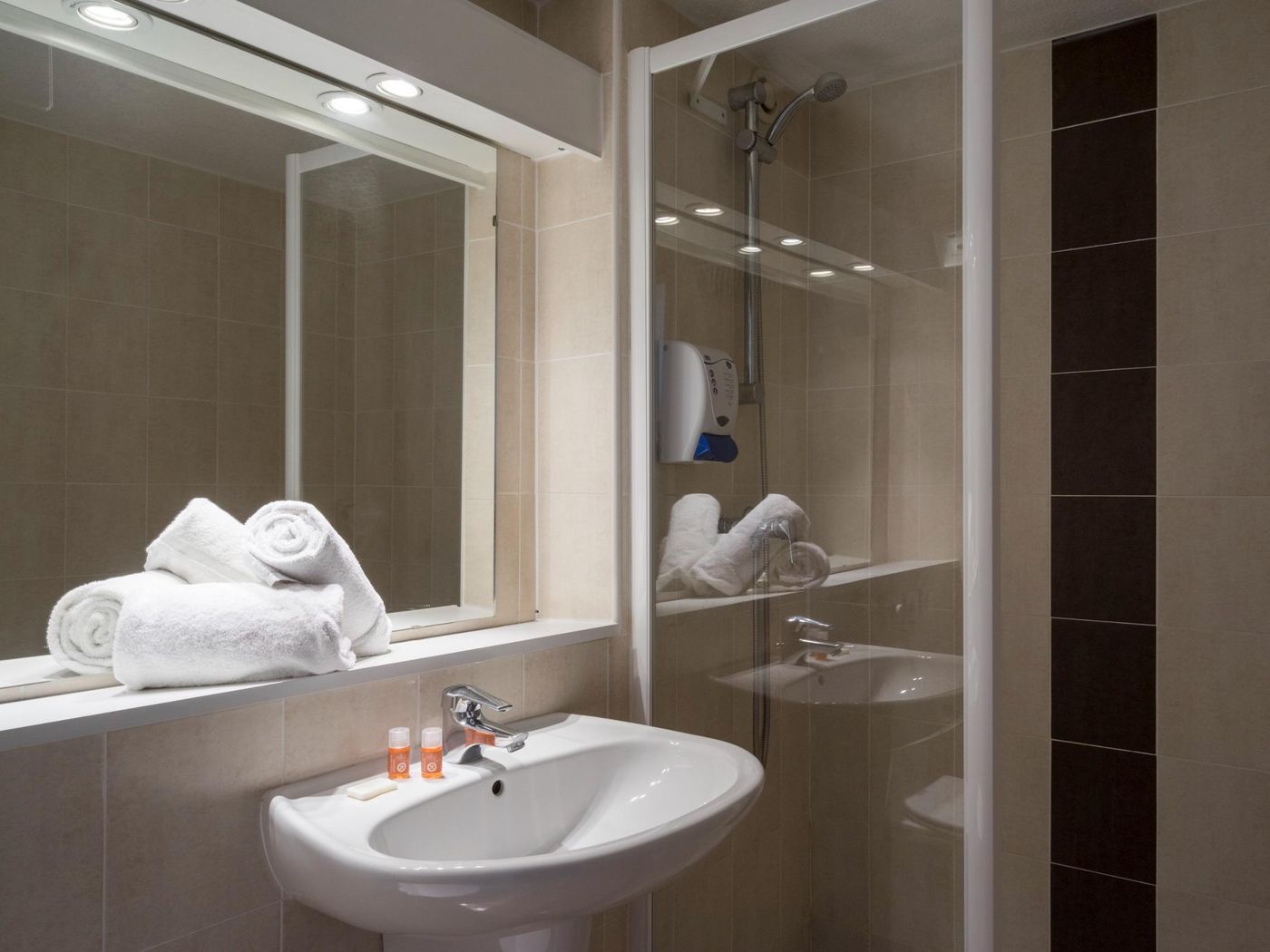 Hôtel Belleville.com - France - BELLEVILLE - Room - 5