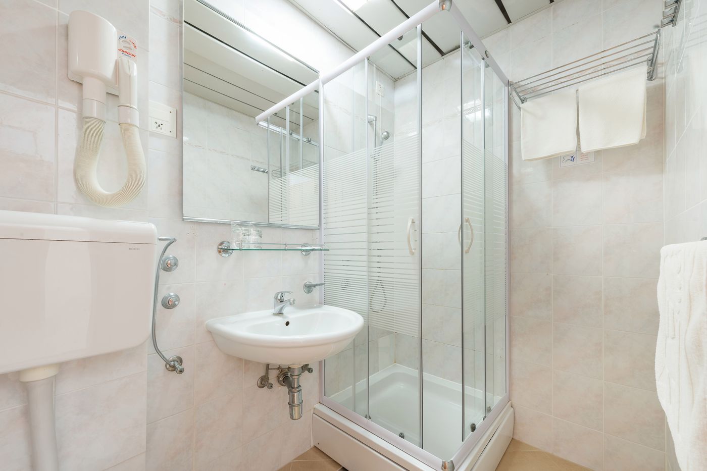 Hotel-Splendid-Room-31