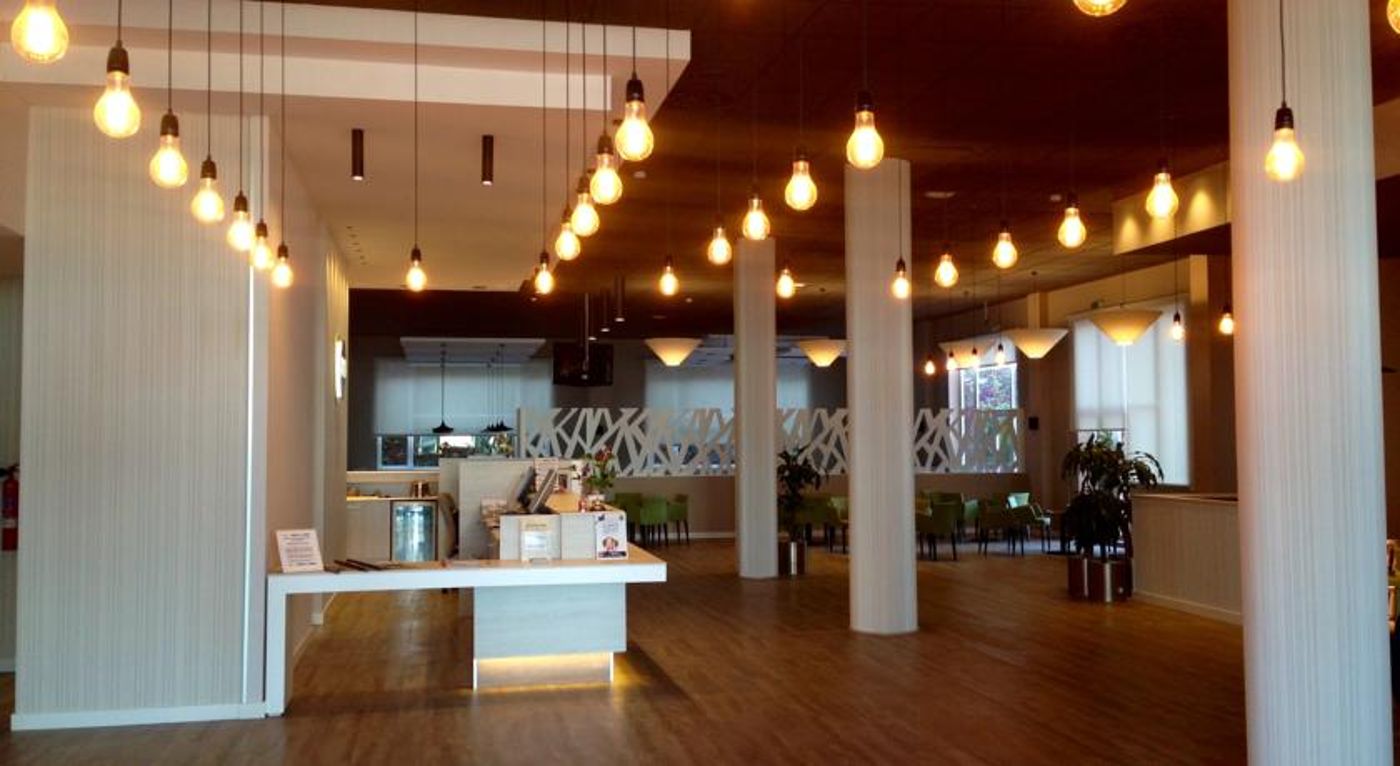 B-B-Alicante-Lobby-24