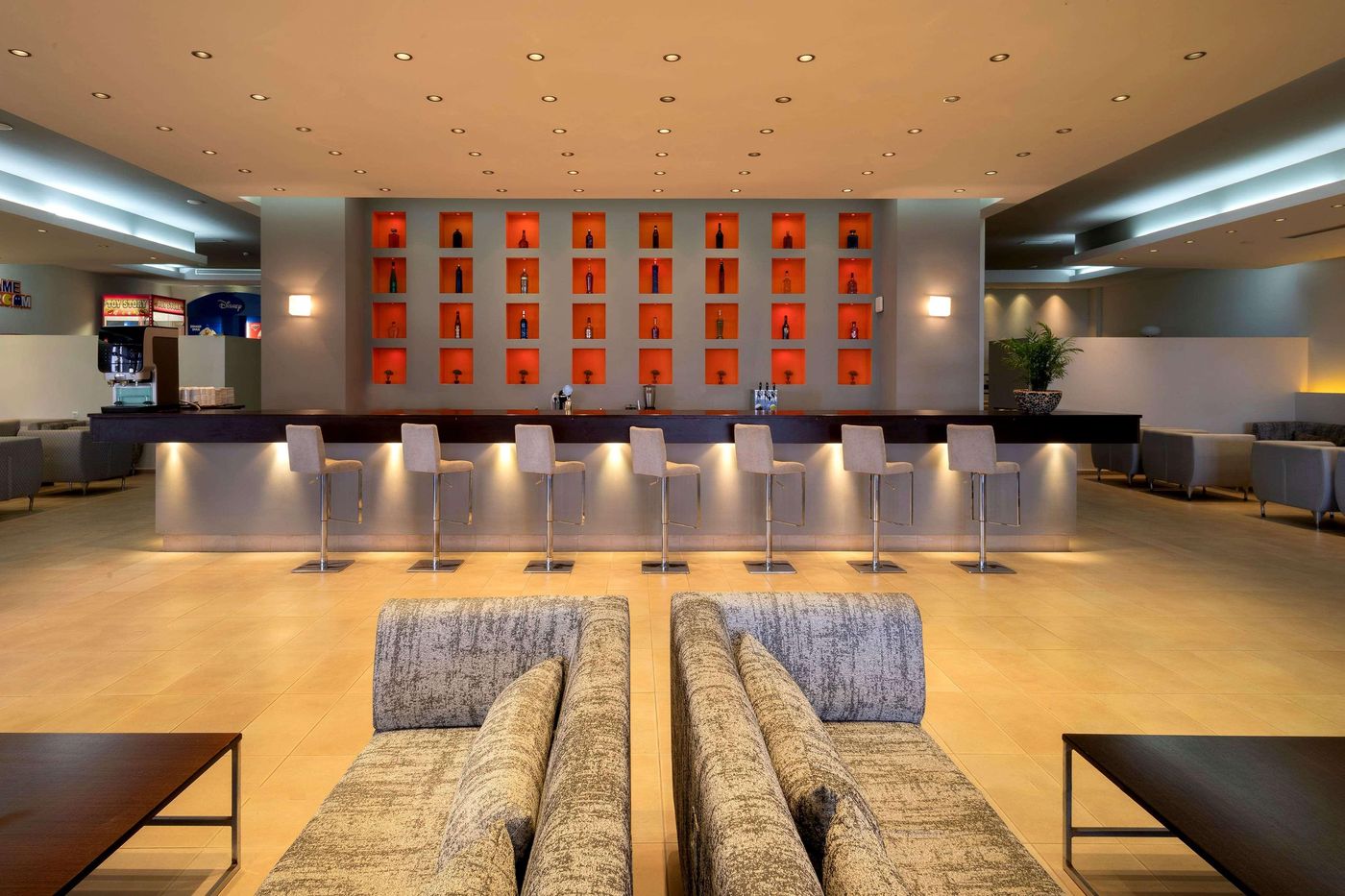 Smarline-Cosmopolitan-Restaurant-66