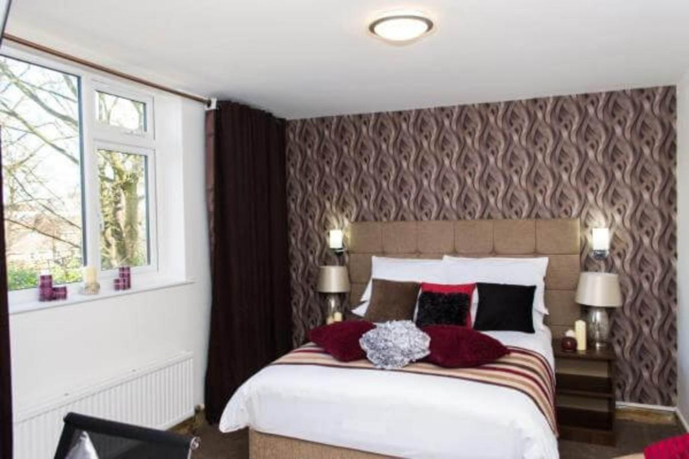 Trivelles Mayfair-United Kingdom-STOCKPORT-Room-2