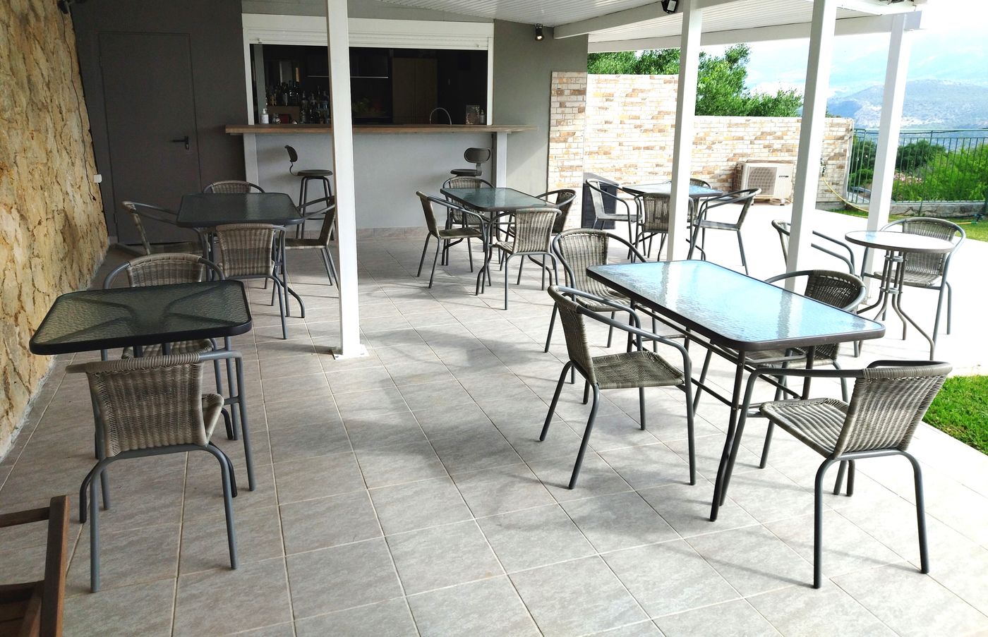 Lagoon-View-Apartments---Adults-Only-Bar-8