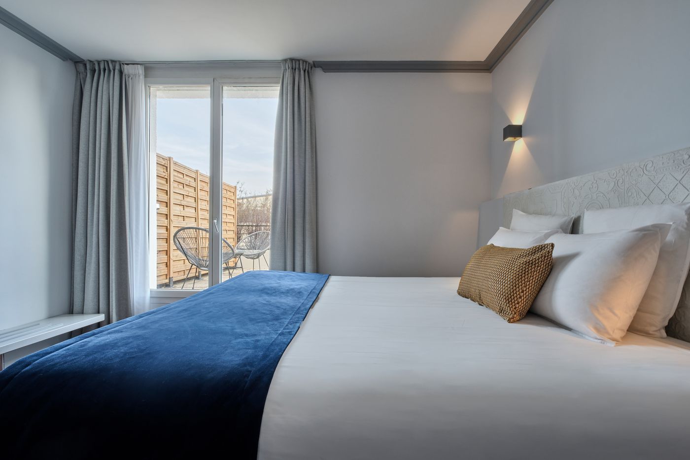 Hotel-Atrium-Room-25