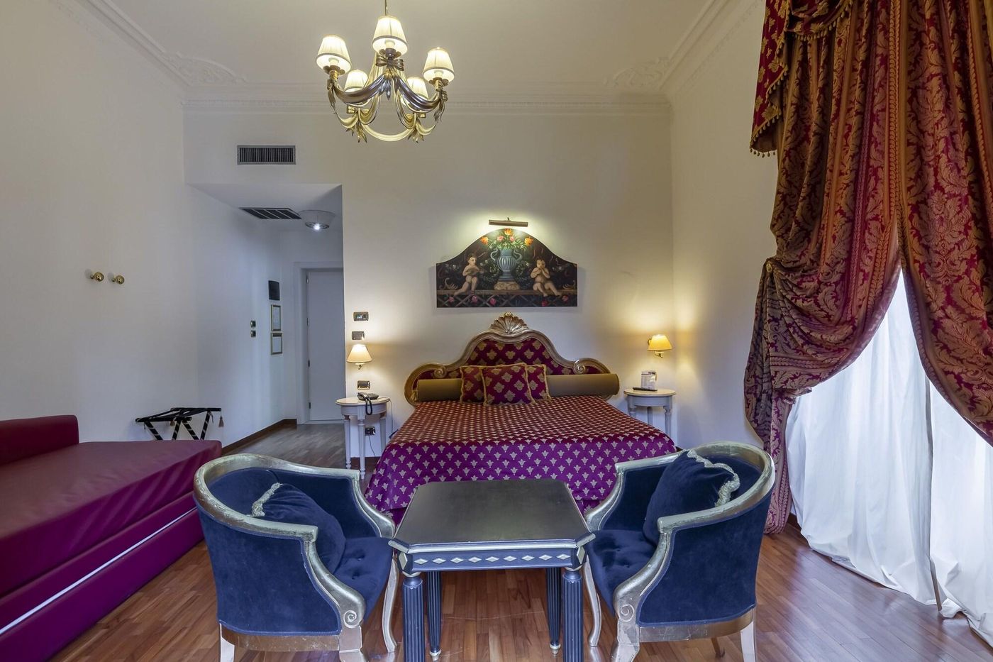 Columbia-Charming-Spa-Room-31