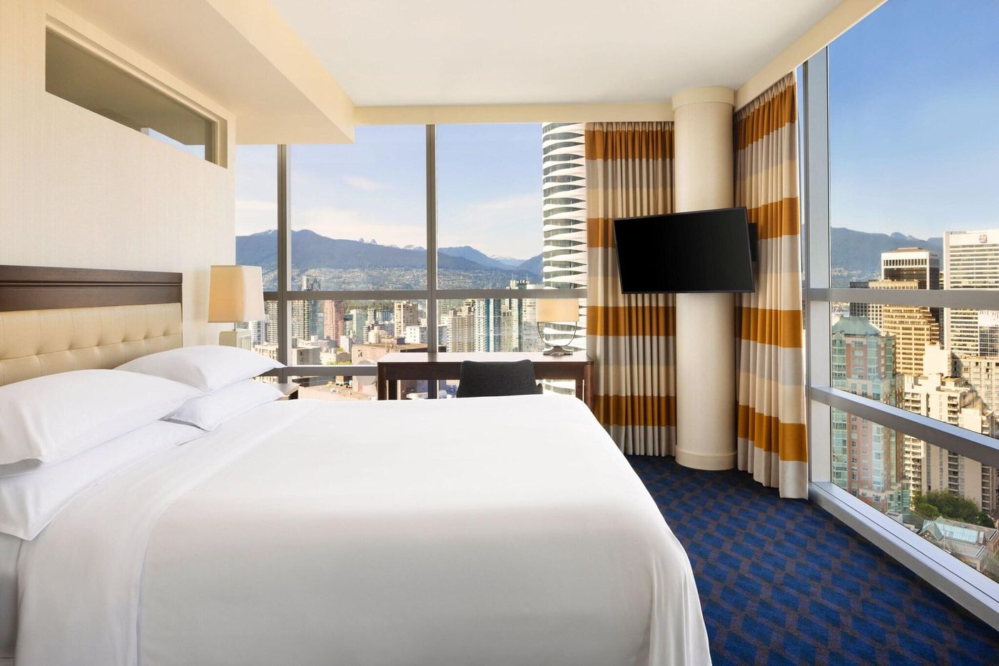 Sheraton-Vancouver-Wall-Centre-Room-20