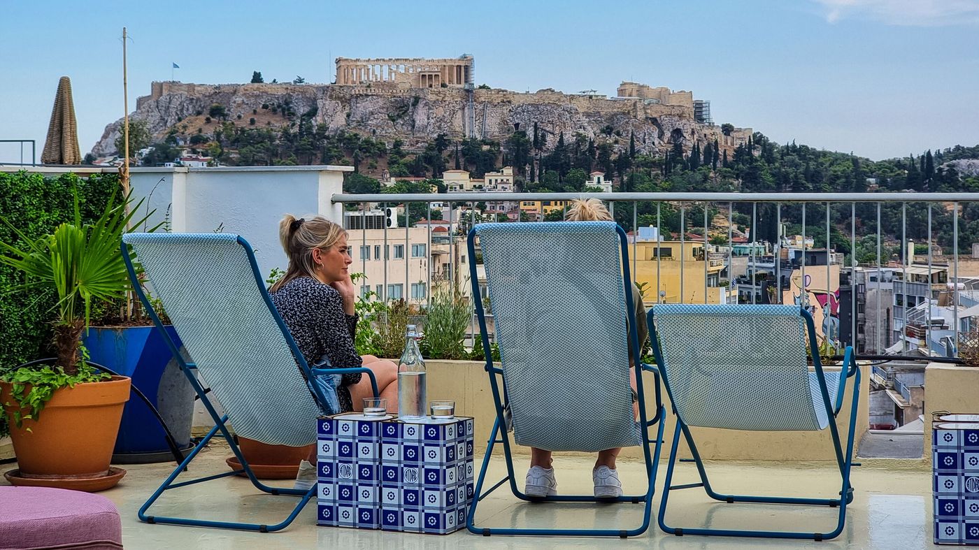 Selina Theatrou Athens 01