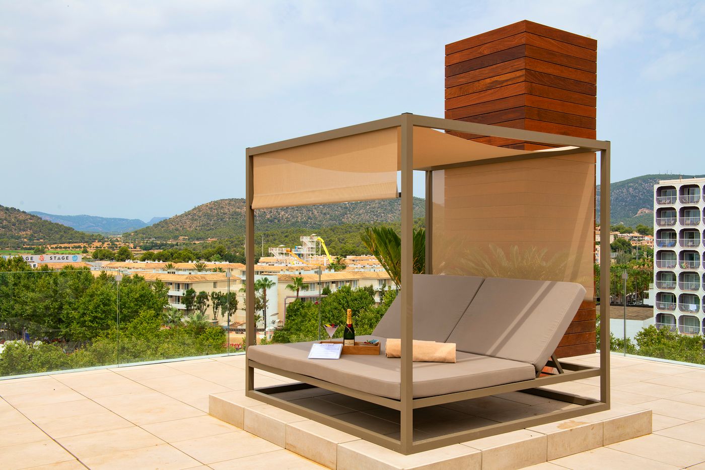 INNSiDE by Melia Calvia Beach