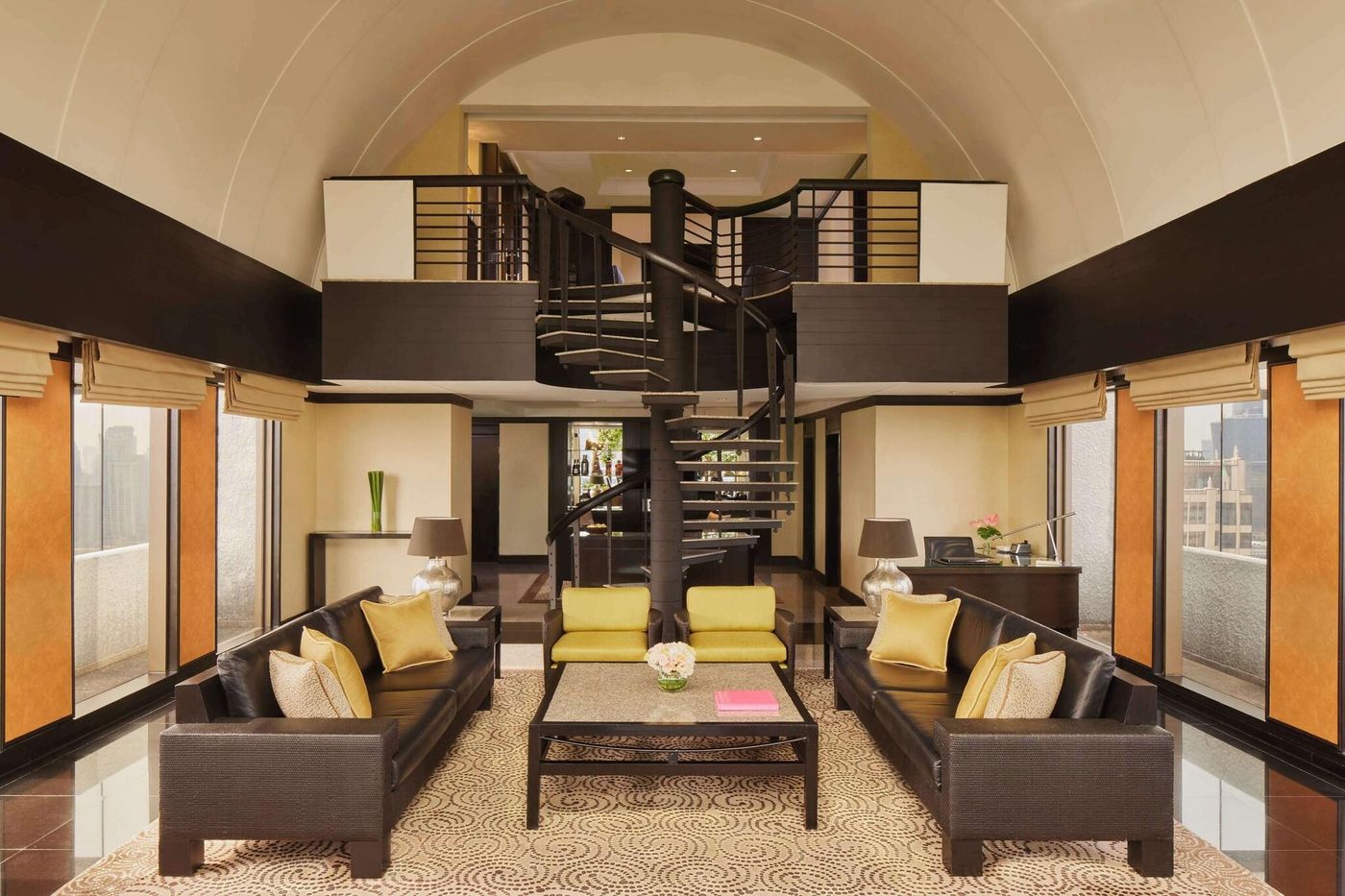 Banyan-Tree-Bangkok-Room-13