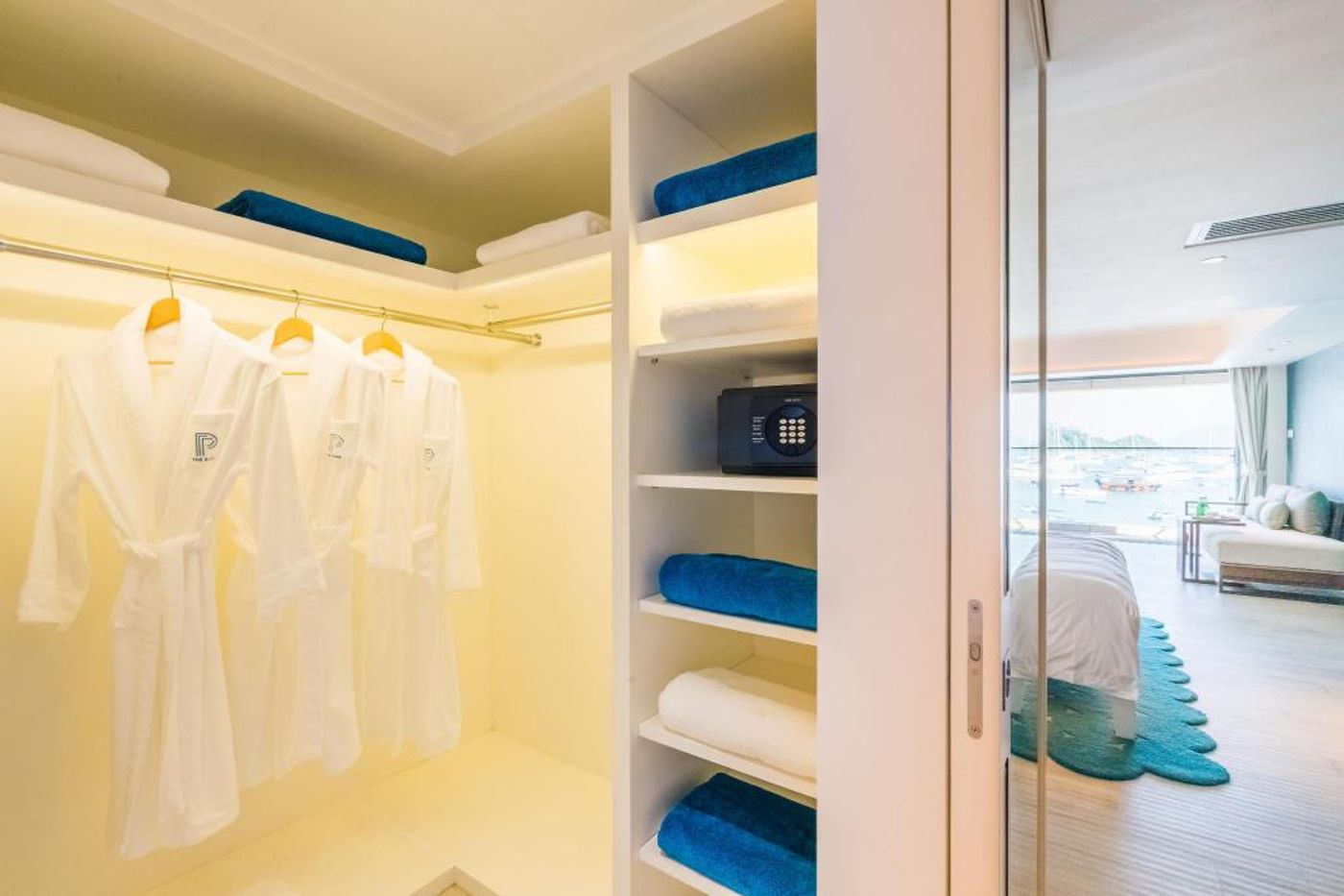 The-Pier-Hotel-Room-41