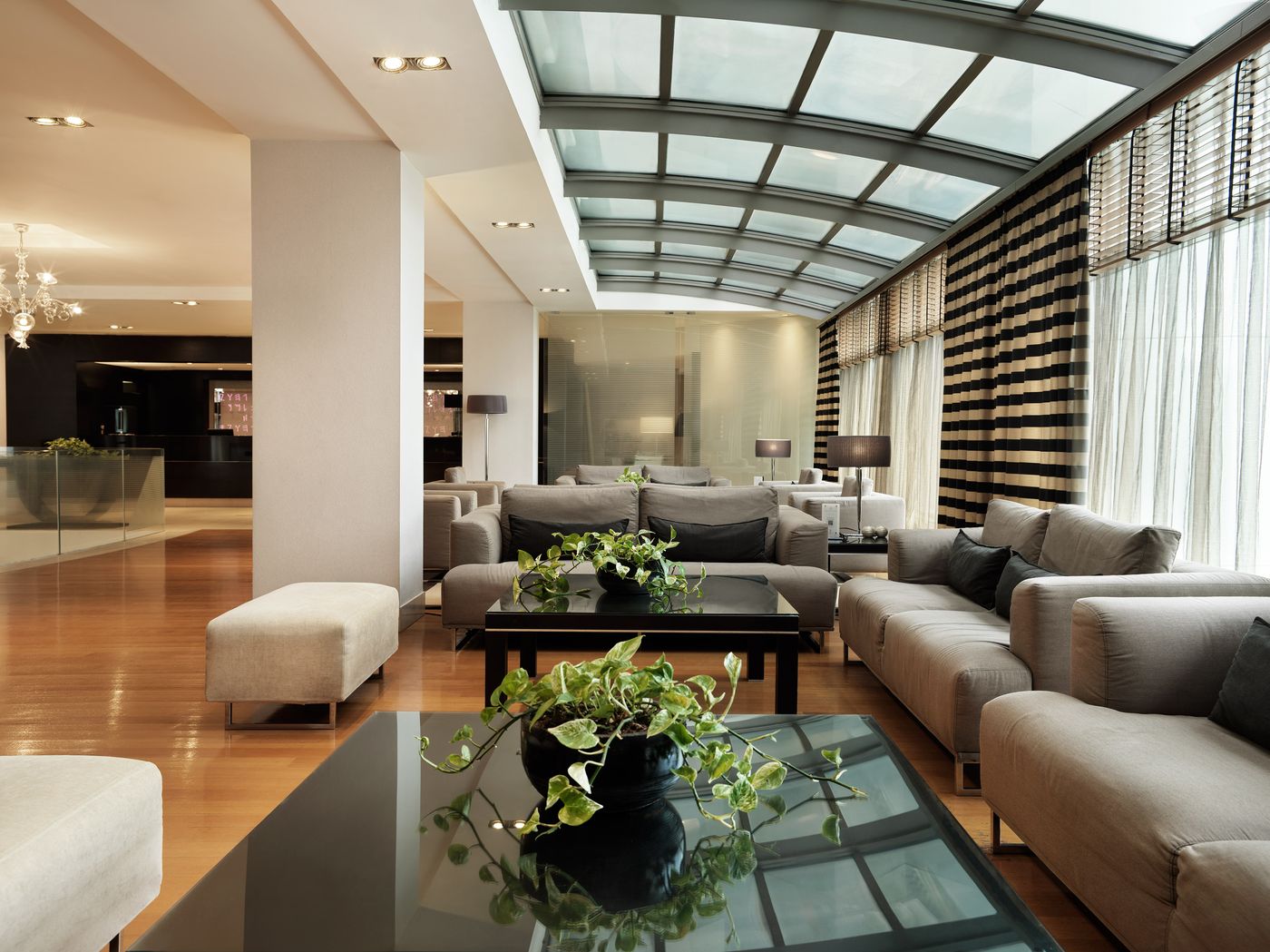 Galaxy-Hotel-Iraklio-Lobby-54