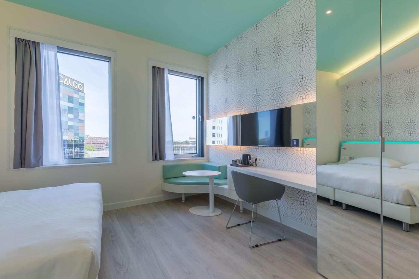 Park-Inn-By-Radisson-Amsterdam-City-West-Room-31