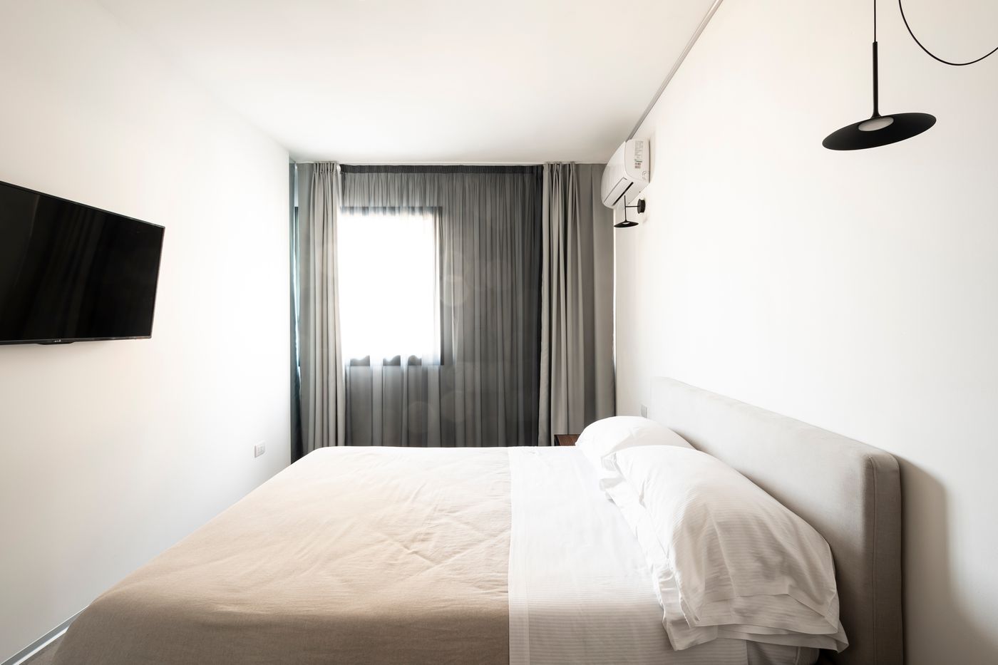 Alkamuri Posh Hotel & Spa-Italy-Alcamo-Room-4