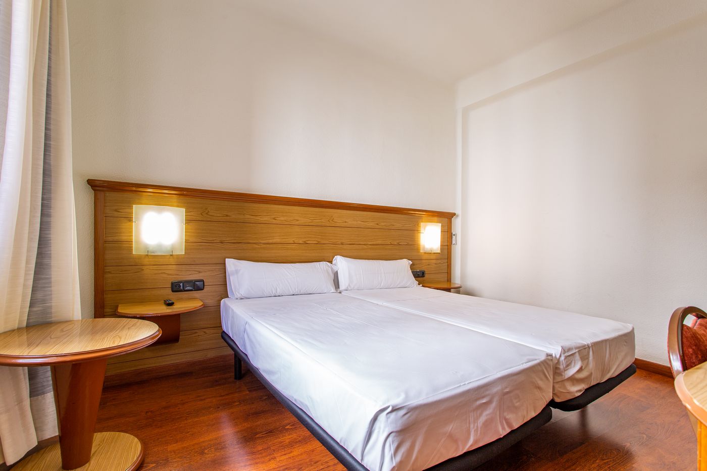 Aquaria-Negresco-Room-24