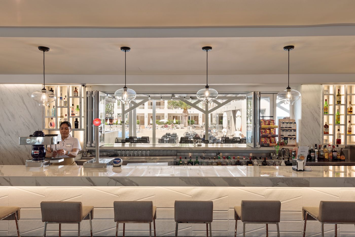 Aparthotel-Best-Da-Vinci-Royal-Lobby-29