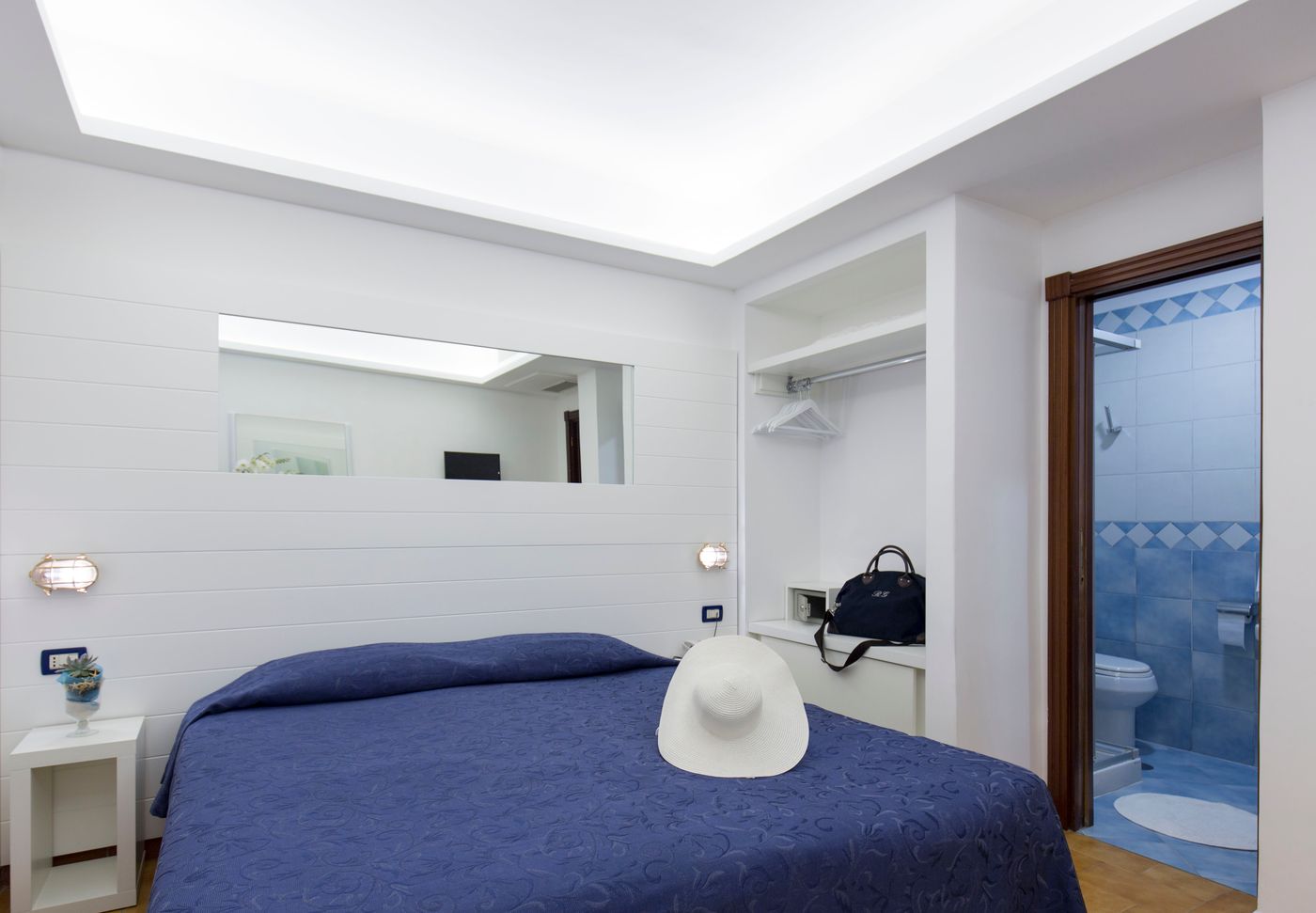 Hotel-Il-Faro-Sorrento-Room-5