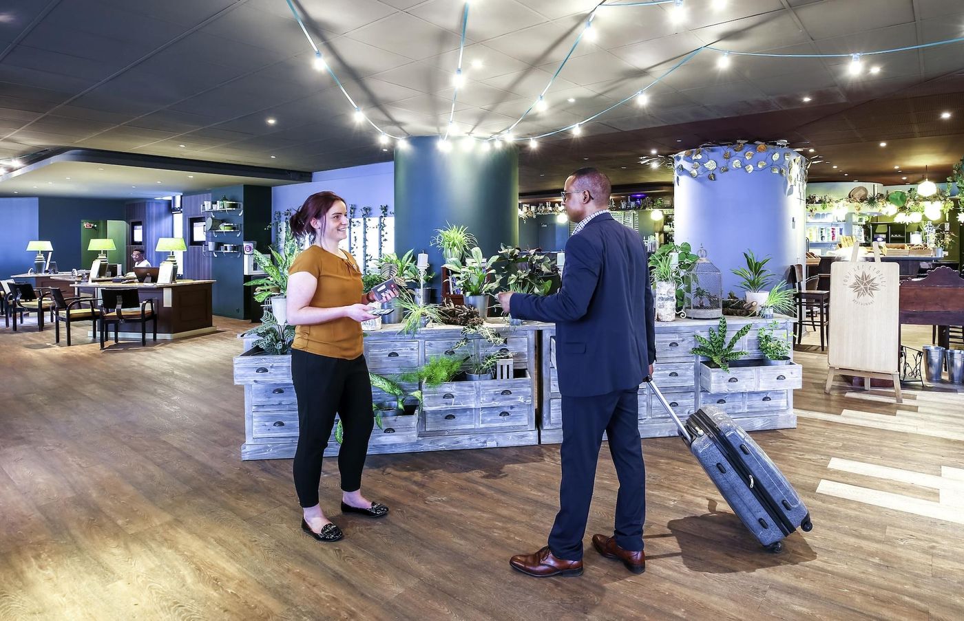 Ibis-Bastille-Opera-Lobby-22