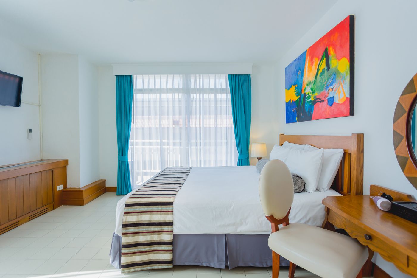 Waterfront-Suites-Phuket-by-Centara-Room-11