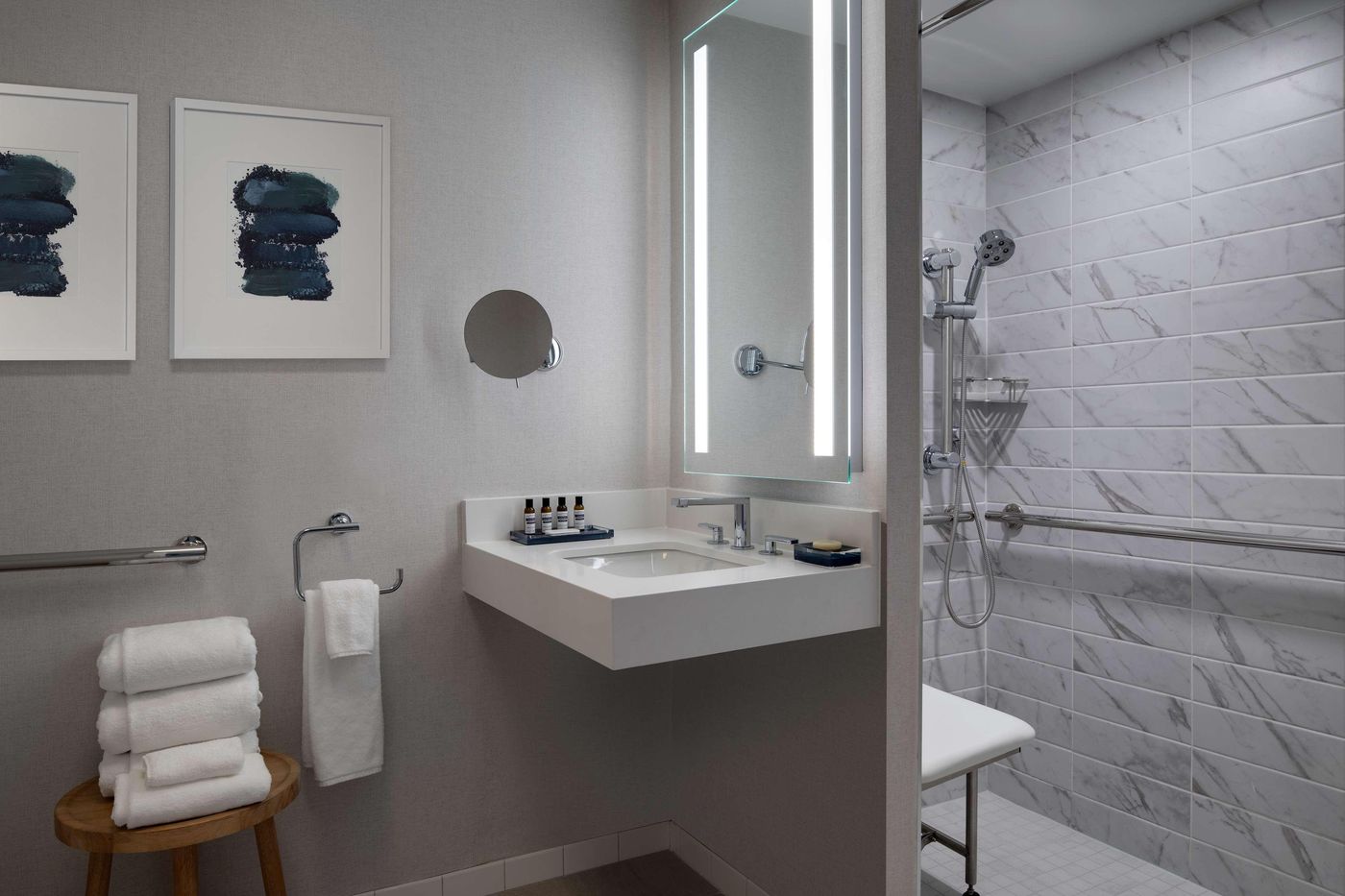 Hyatt-Regency-Boston-Harbor-Room-24