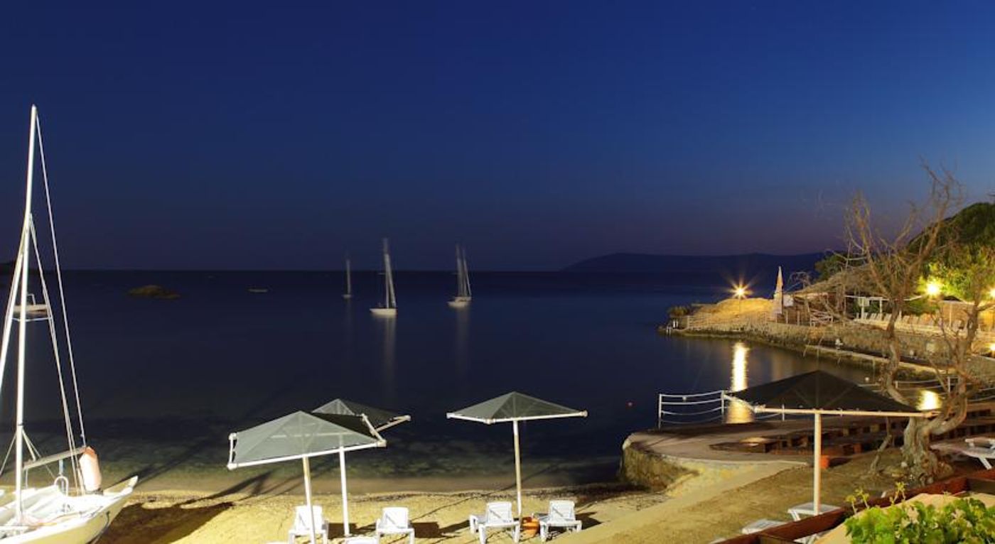 Teos Holiday Village