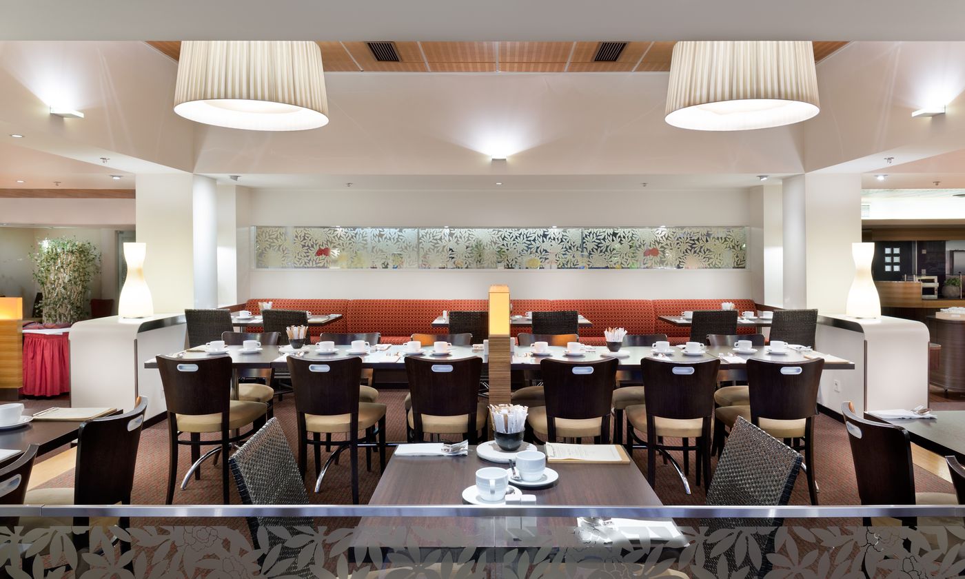 Radisson-Blu-Hotel-Olumpia--Restaurant-46