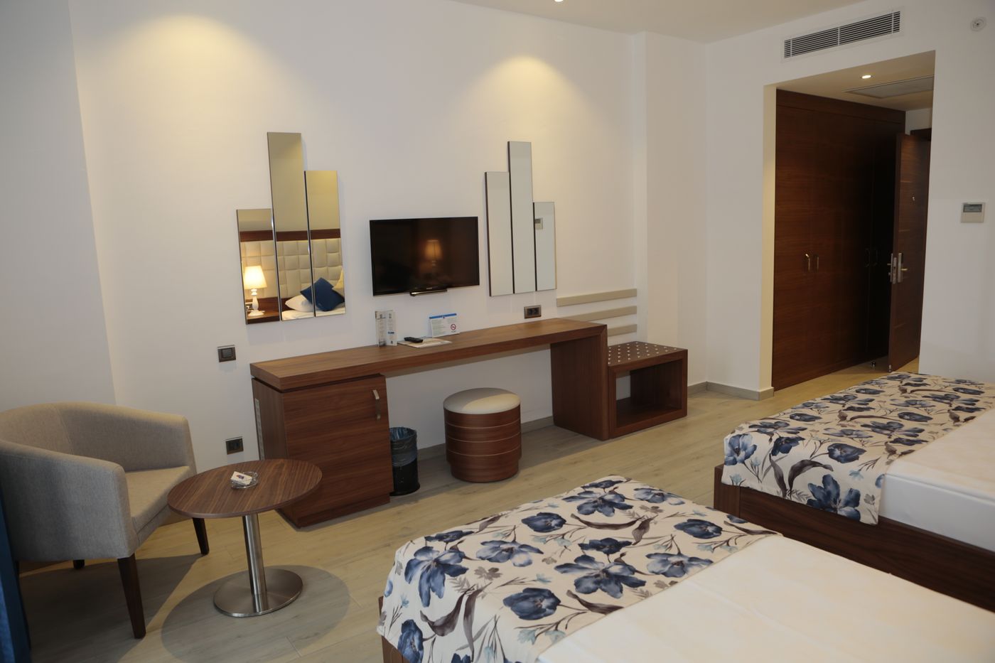 Club-Kastalia-Holiday-Village-Room-17