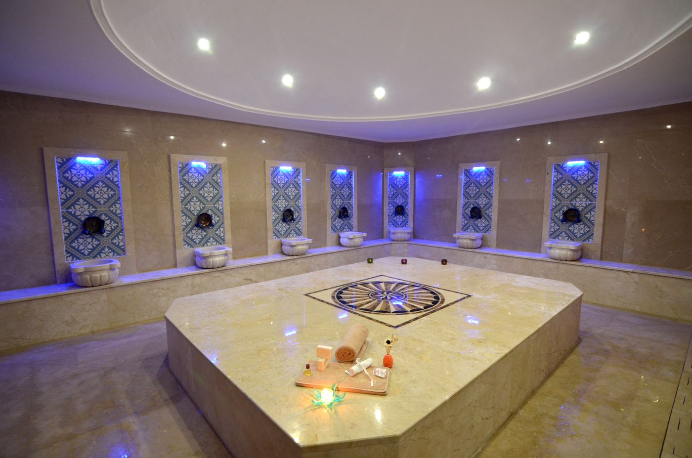 Azka-Otel-Sports-and-Entertainment-74