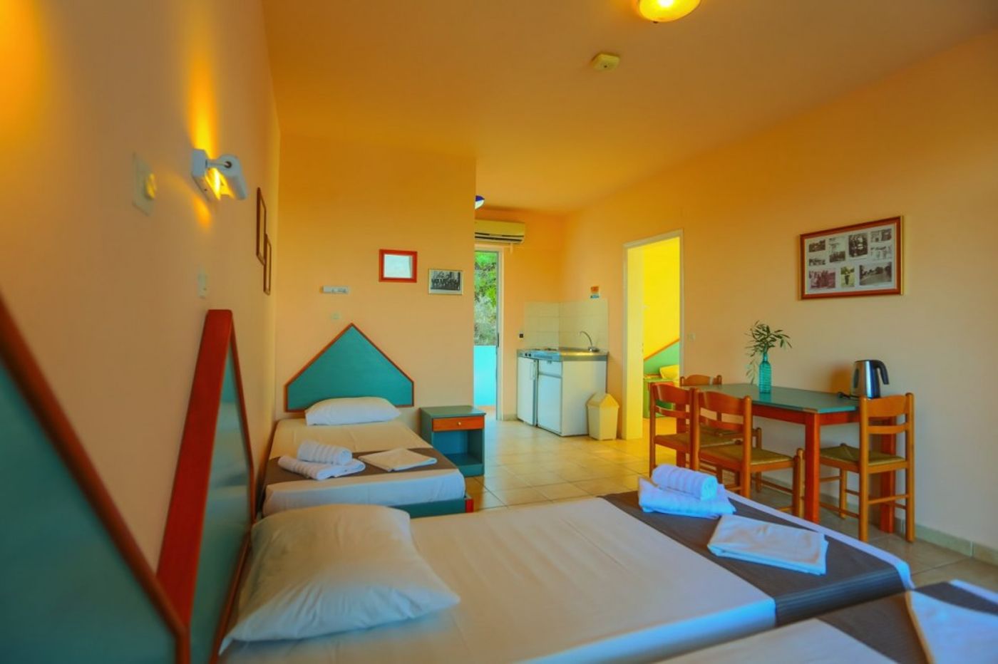 Filoxenia Apartments Tholos