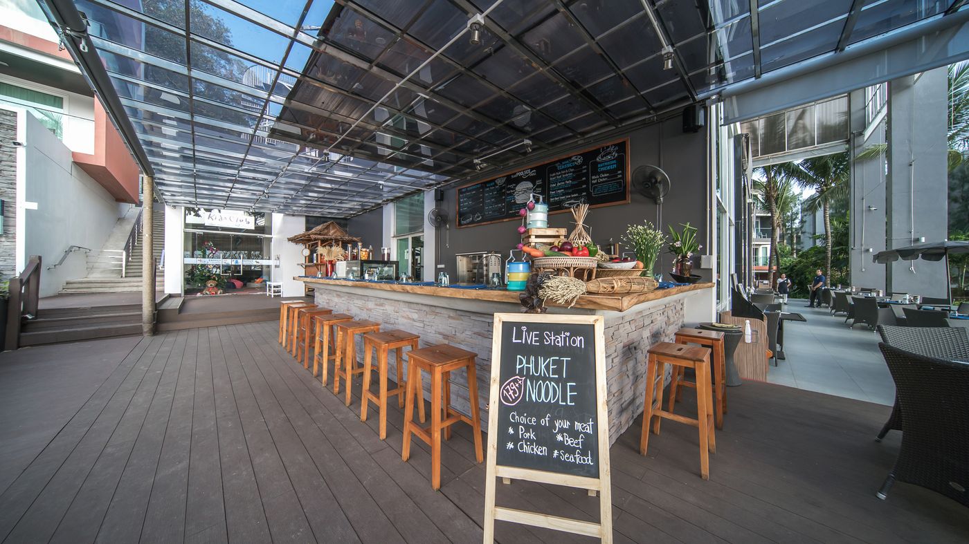 Novotel-Phuket-Kamala-Bar-58