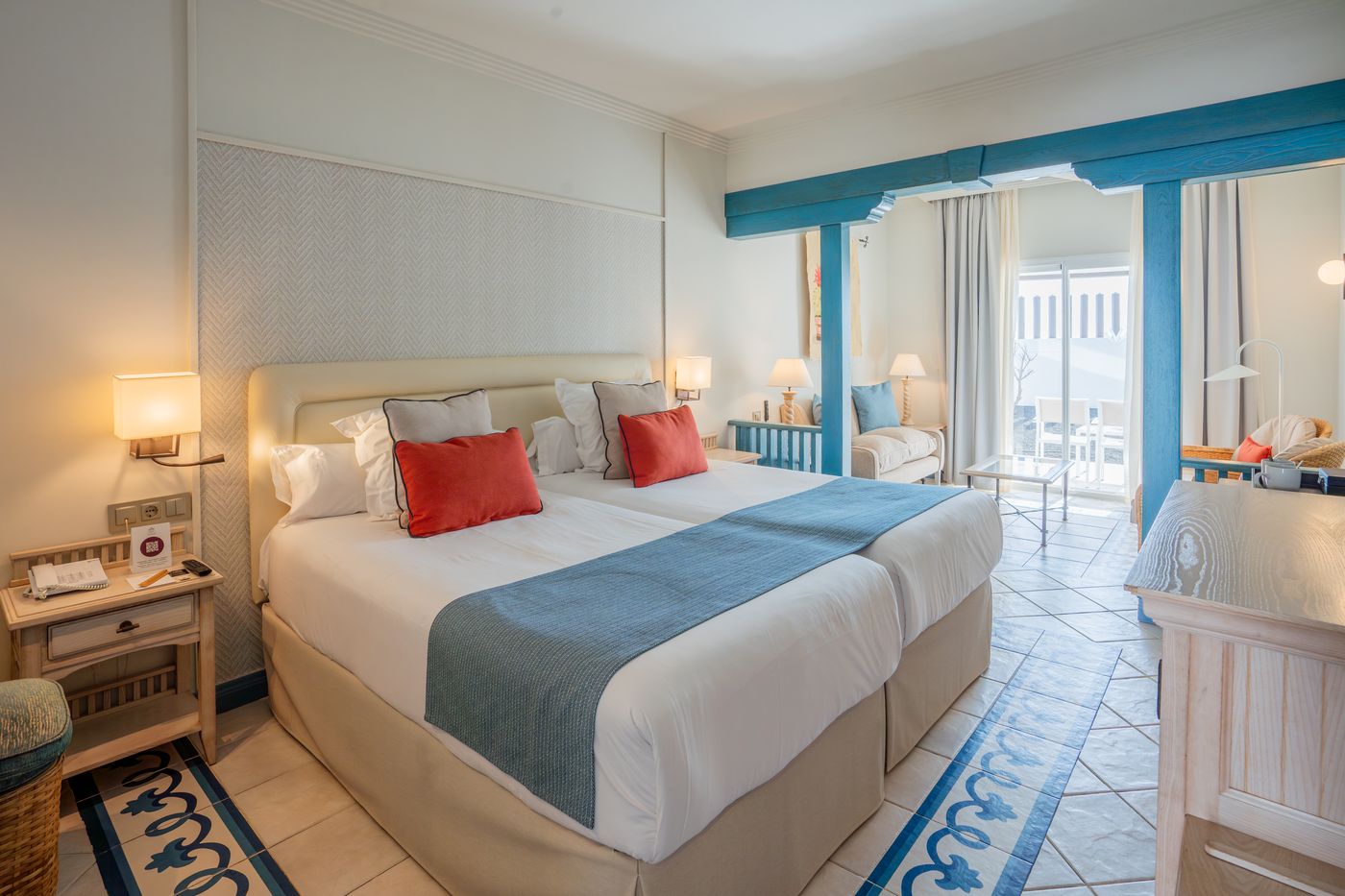 Hotel-LIVVO-Volc--n-Lanzarote-Room-30