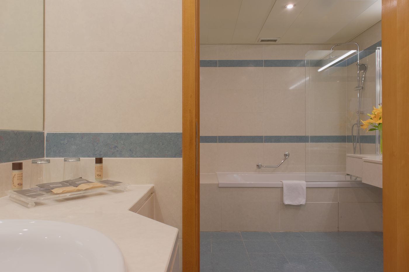 SANA-Metropolitan-Room-33