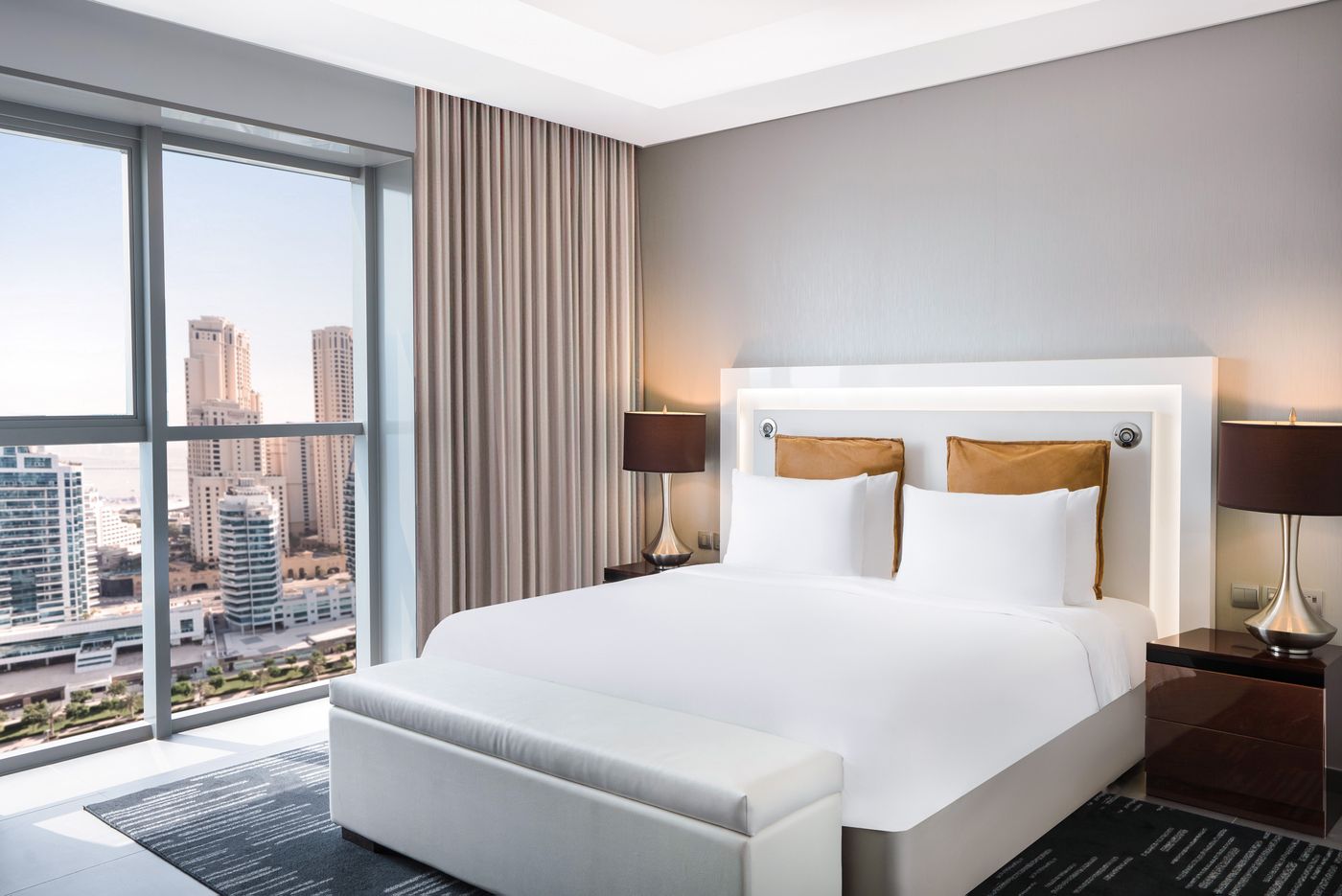Wyndham-Dubai-Marina-Room-15