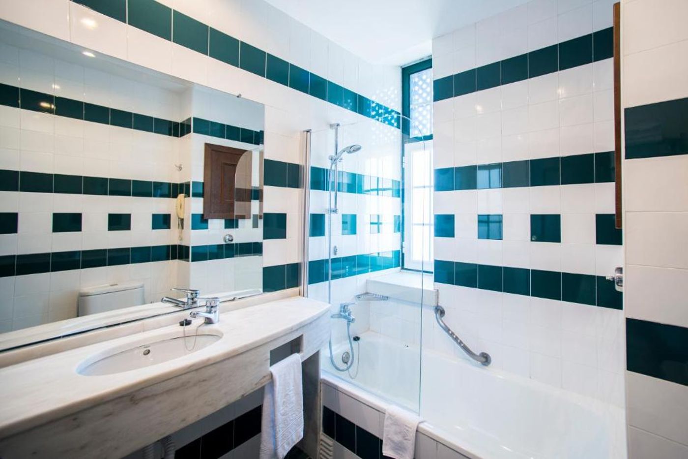 Vila-Gale-Ericeira-Room-12