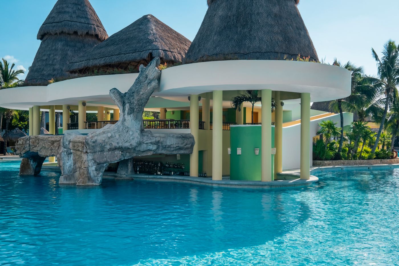 Iberostar-Selection-Paraiso-Maya-Suites-Bar-5