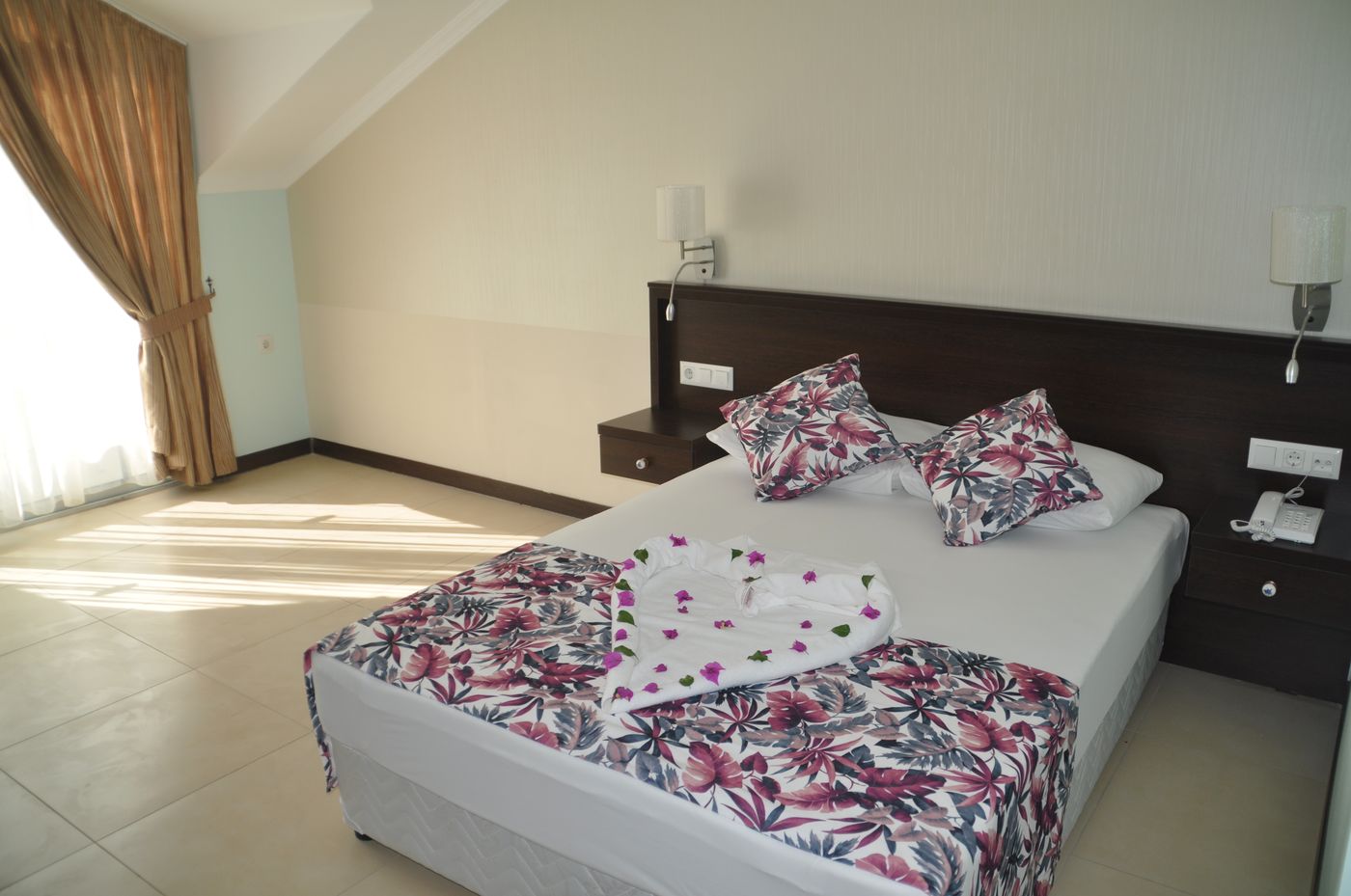 Sunshine-Holiday-Resort-Room-29