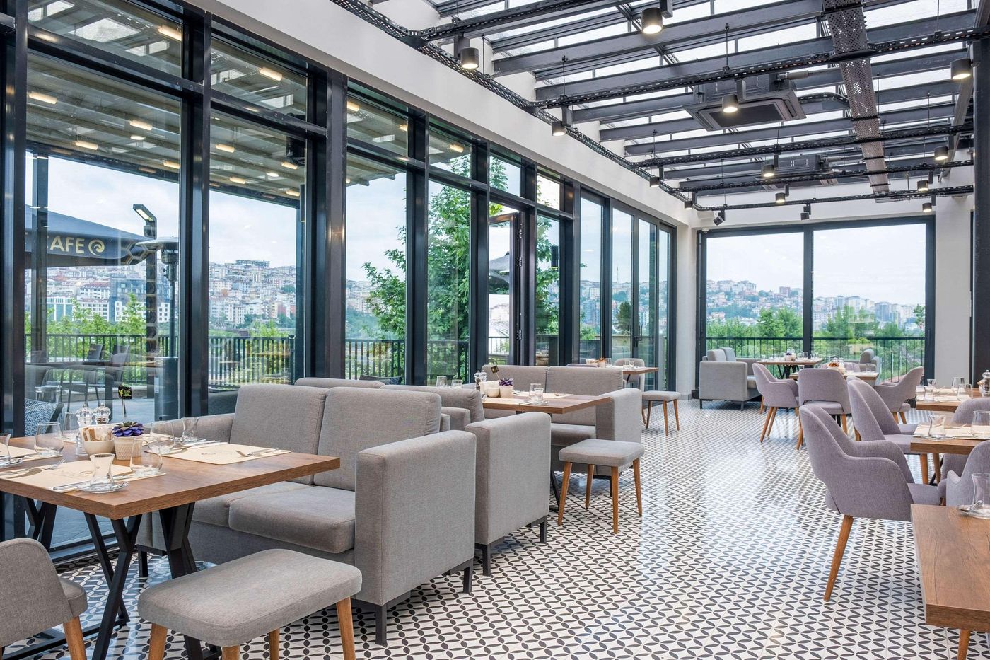 Clarion-Hotel-Istanbul-Golden-Horn-Restaurant-5