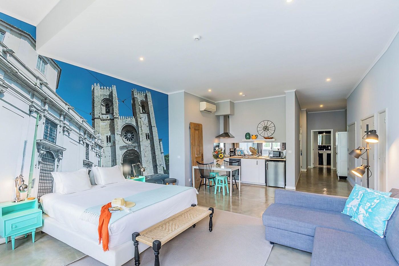 Emporium-Lisbon-Suites-Room-25