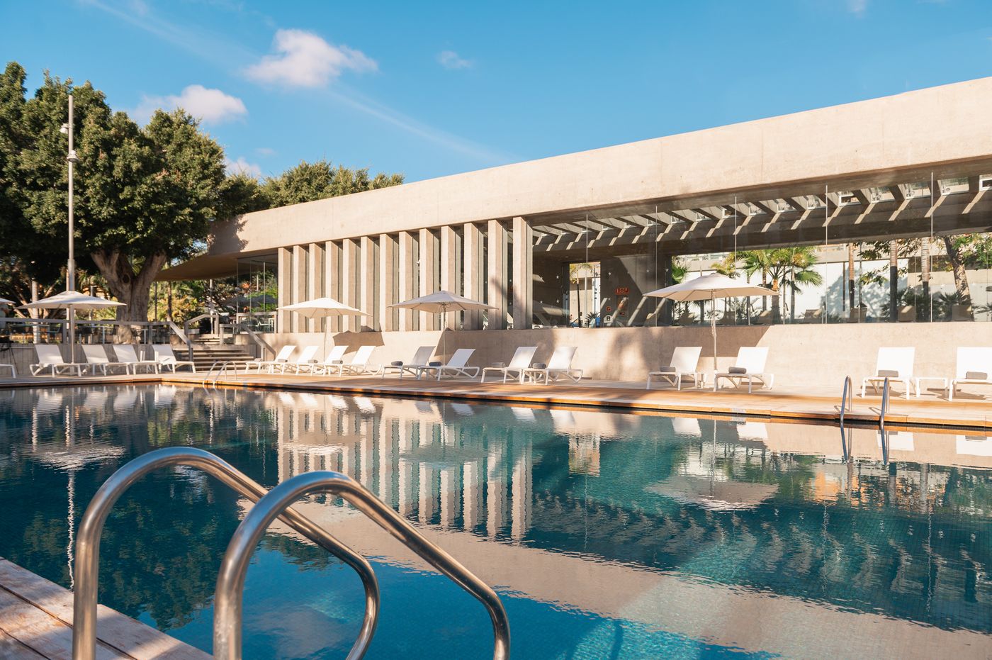 IBEROSTAR-Grand-Hotel-Mencey-Pool-13