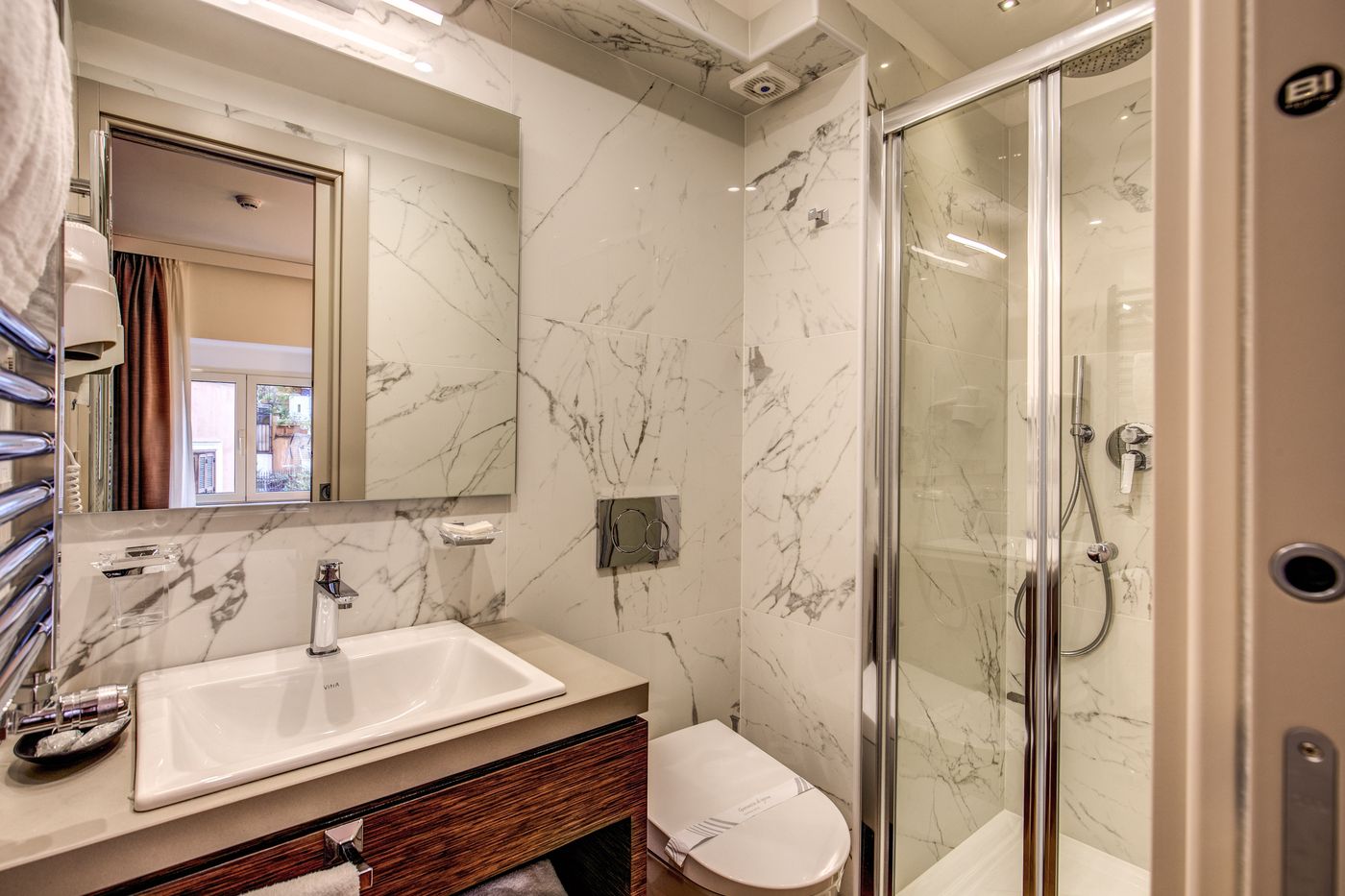 Al-Manthia-Hotel-Room-45