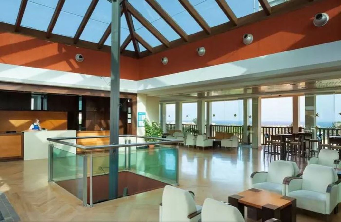 Vip-Villas-Caleta-Dorada-Lobby-18