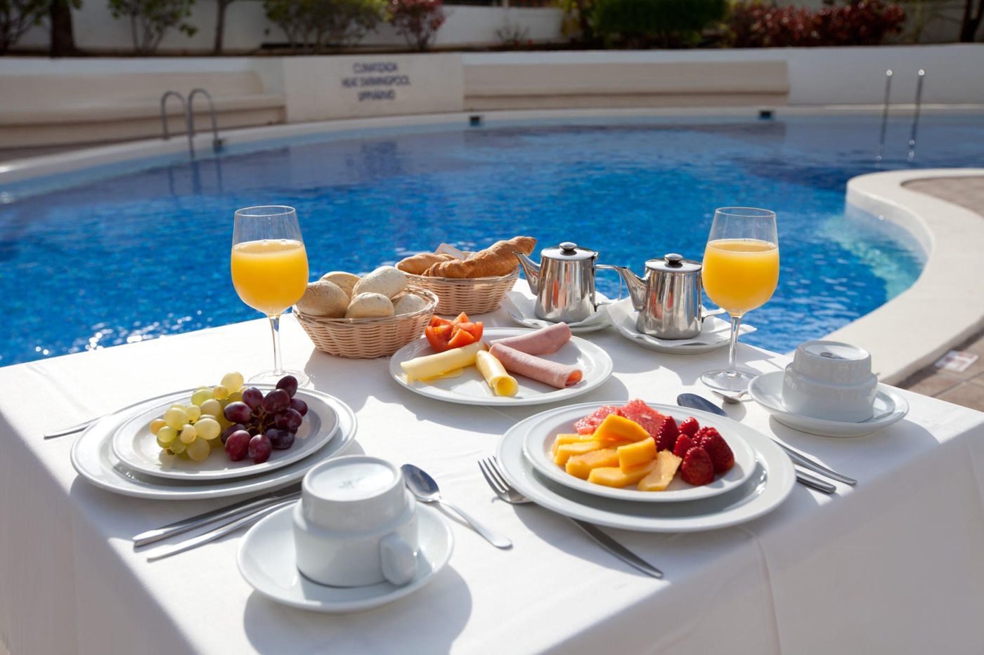 Andorra-Hotel-and-Apartments-Restaurant-13