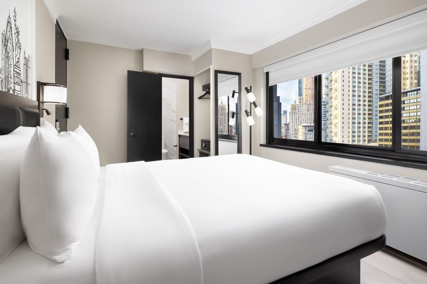 The-Manhattan-at-Times-Square-Hotel-Room-27