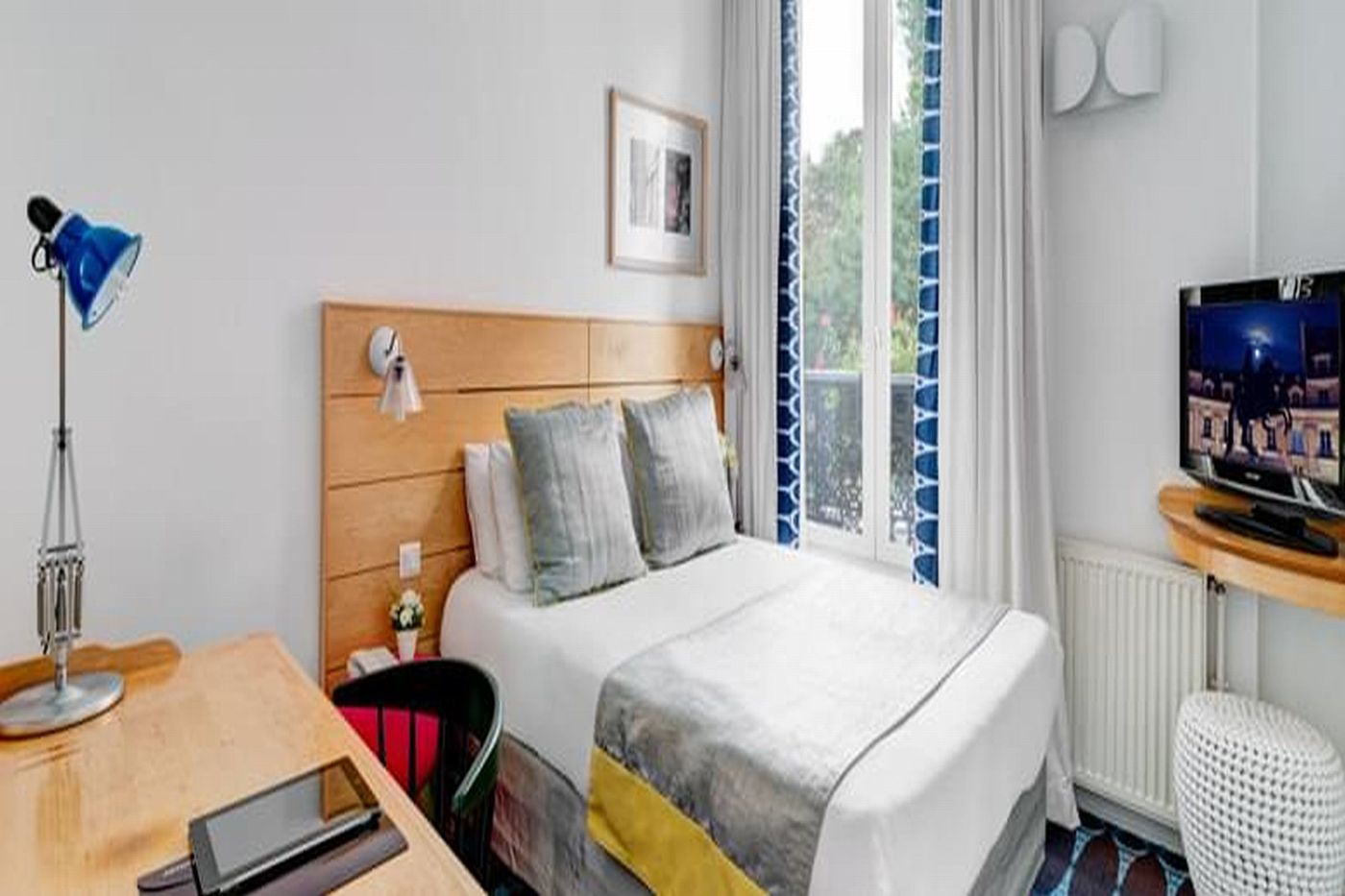 Lorette-Astotel-Room-24