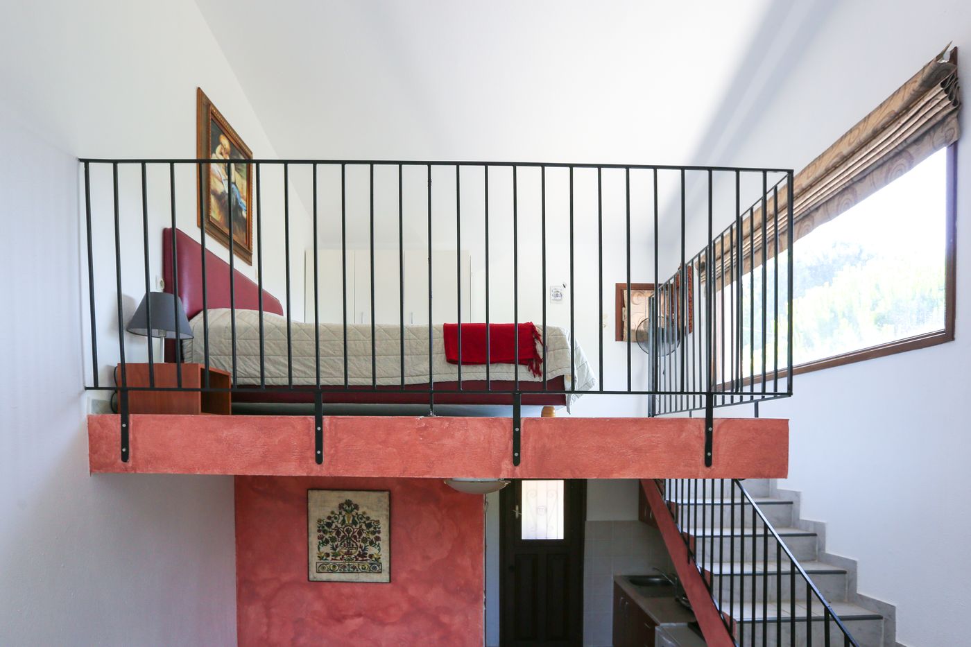 Angelina-Studios-Room-22