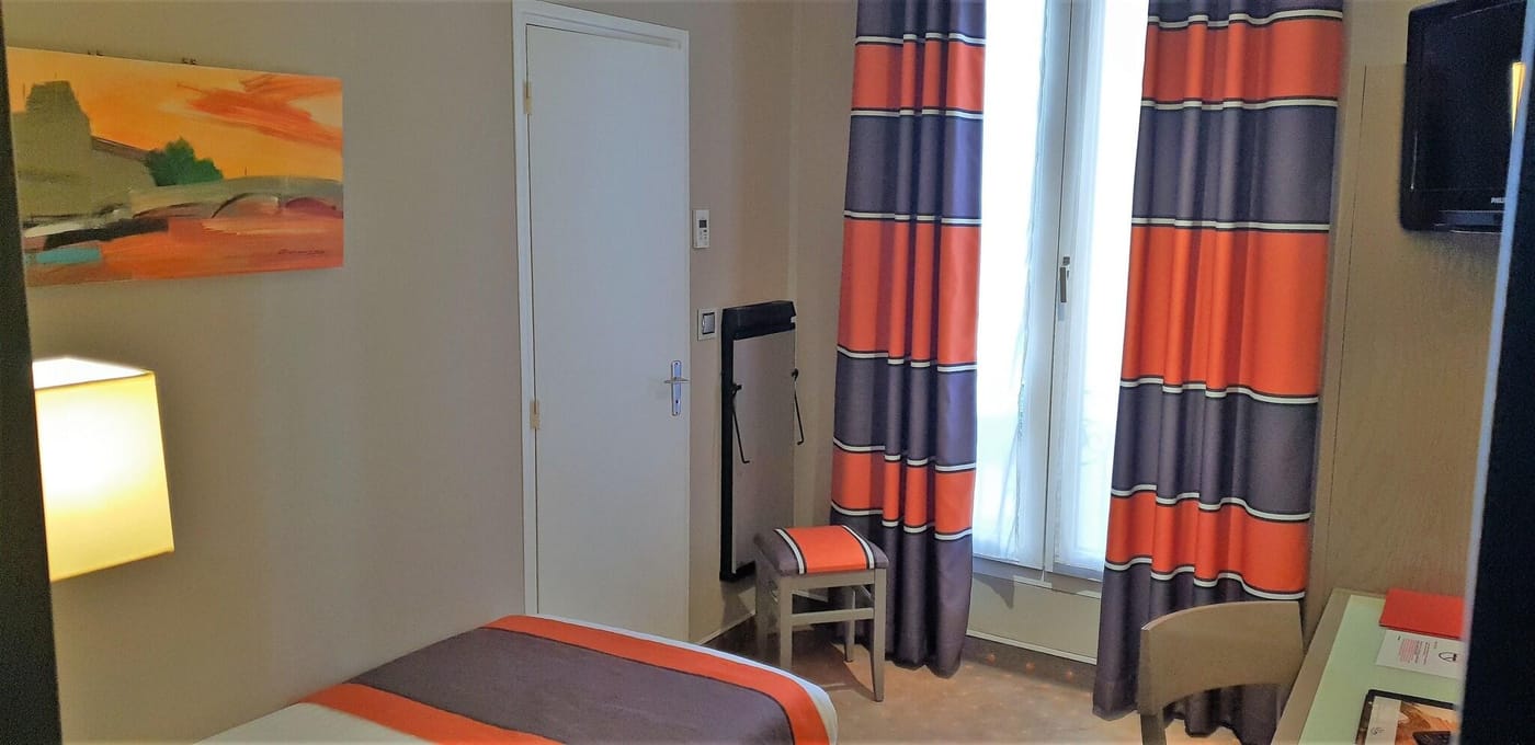 Hotel-Beaugrenelle-Saint-Charles-Room-15