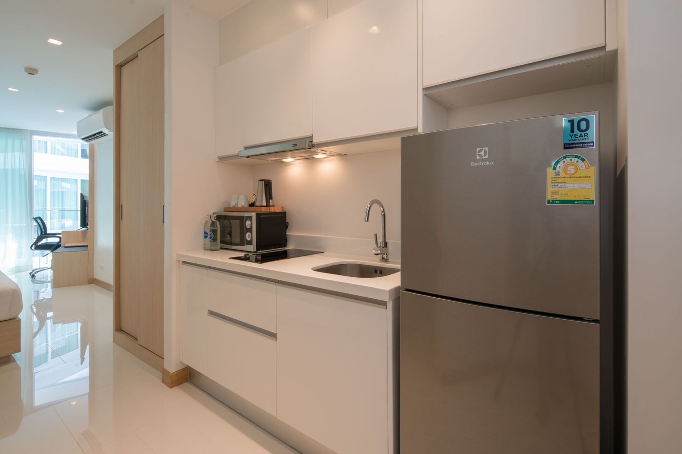 The-Beachfront-Hotel-Phuket-Room-40