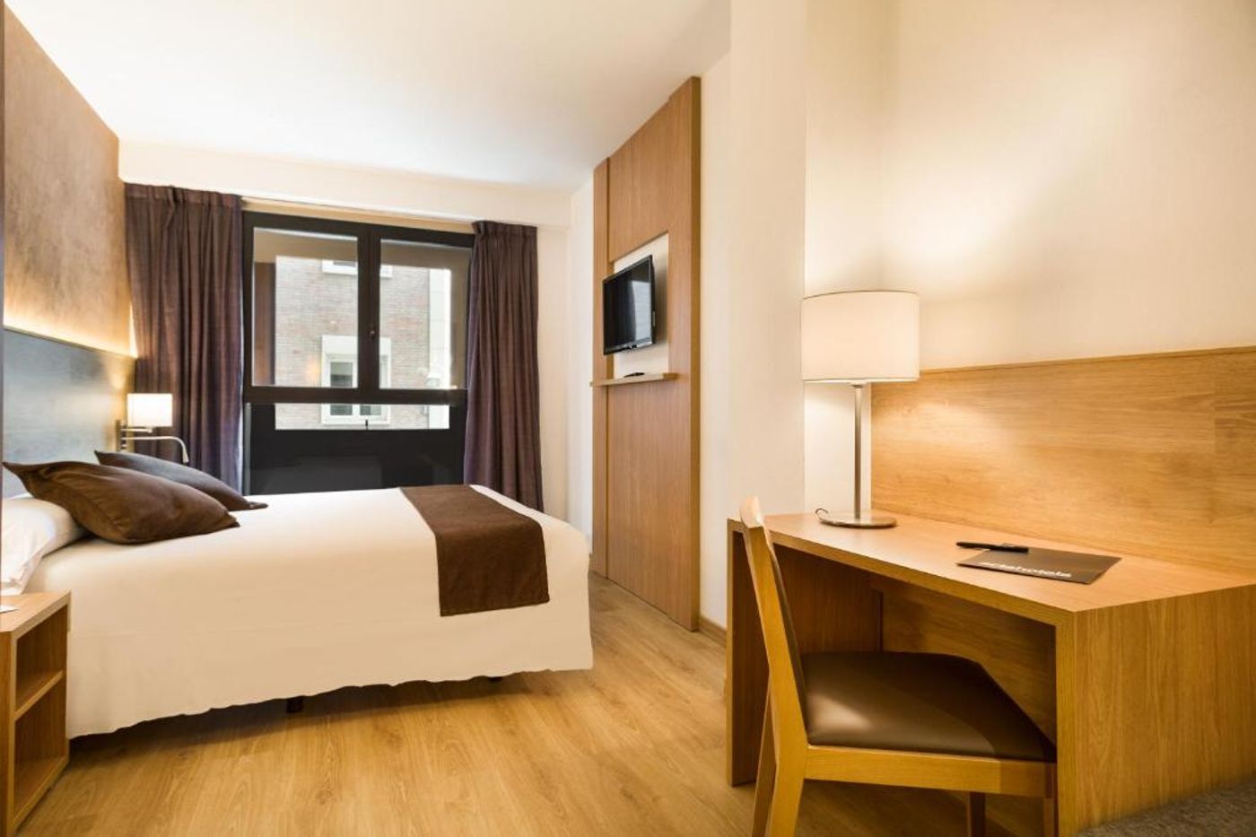 Acta Azul-Spain-BARCELONA-Room-6